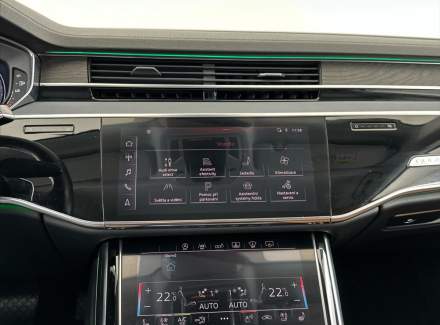 Audi - A8