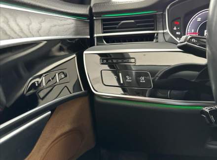 Audi - A8