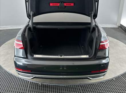 Audi - A8