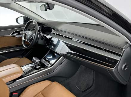 Audi - A8