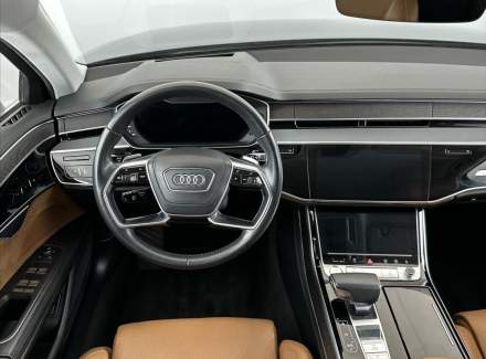 Audi - A8