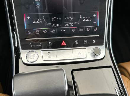 Audi - A8