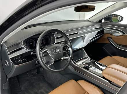 Audi - A8