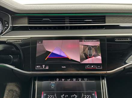 Audi - A8