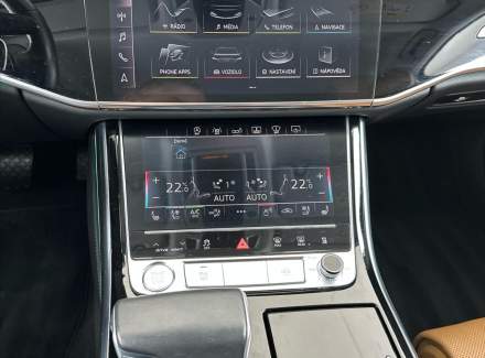 Audi - A8
