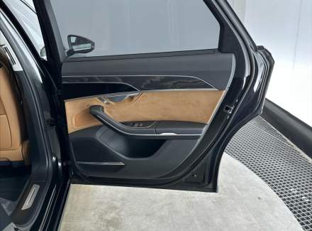 Audi - A8