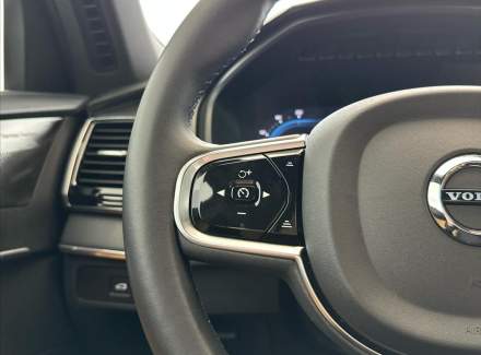 Volvo - XC90