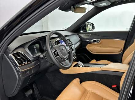 Volvo - XC90