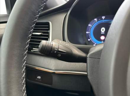 Volvo - XC90