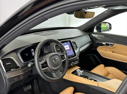 Volvo - XC90