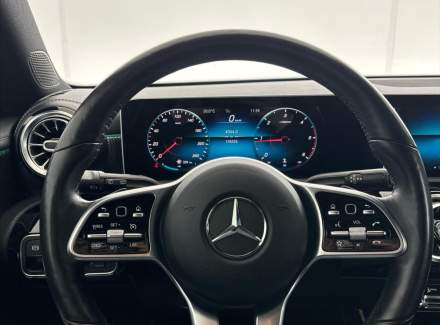 Mercedes-Benz - CLA