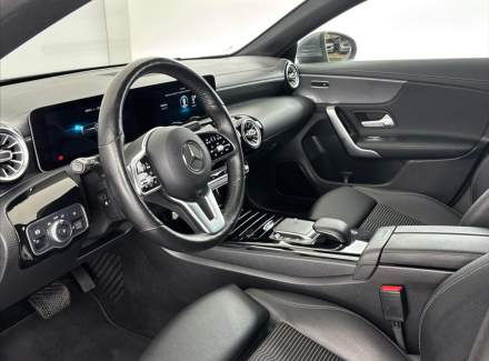 Mercedes-Benz - CLA