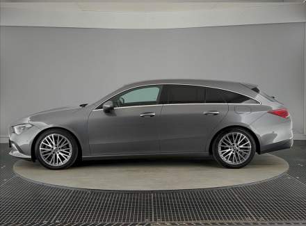 Mercedes-Benz - CLA