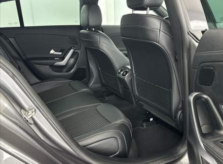 Mercedes-Benz - CLA