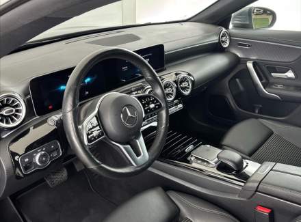 Mercedes-Benz - CLA