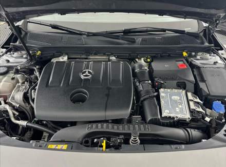 Mercedes-Benz - CLA