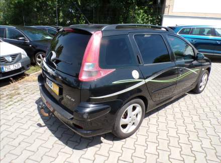 Peugeot - 206