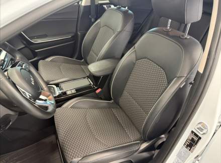 Kia - XCeed