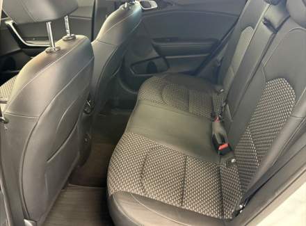 Kia - XCeed
