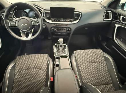 Kia - XCeed