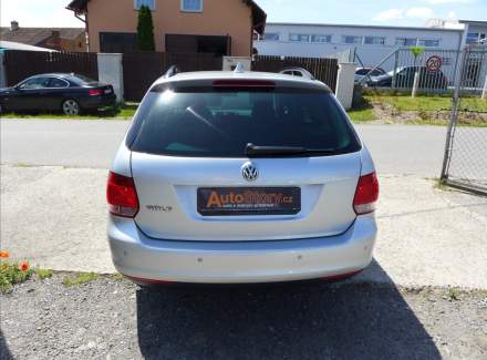 Volkswagen - Golf