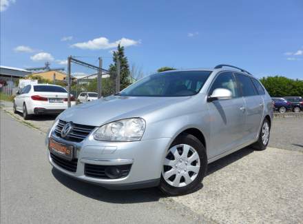 Volkswagen - Golf