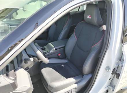 Toyota - RAV 4