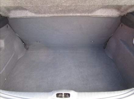 Peugeot - 208
