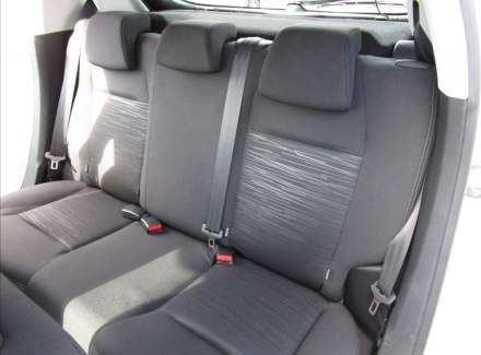 Peugeot - 208