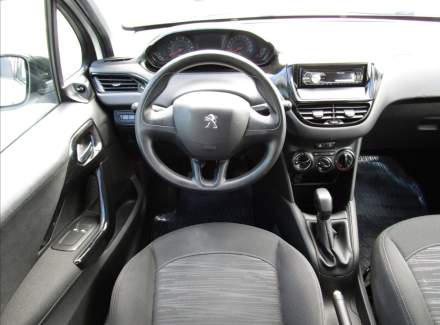 Peugeot - 208