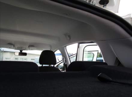 Peugeot - 208