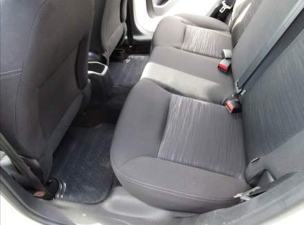 Peugeot - 208