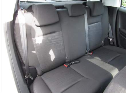 Peugeot - 208