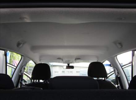 Peugeot - 208