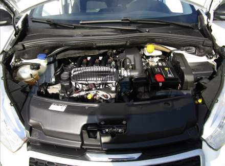 Peugeot - 208