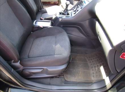 Peugeot - 5008