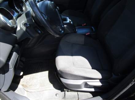 Peugeot - 5008