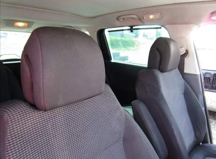 Peugeot - 5008