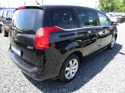 Peugeot - 5008