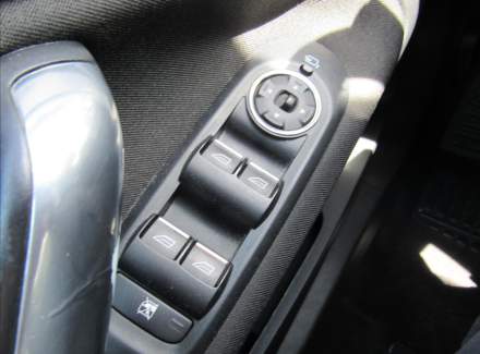 Ford - Mondeo