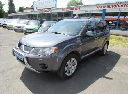 Mitsubishi - Outlander