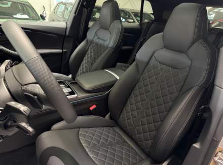 Audi - Q8