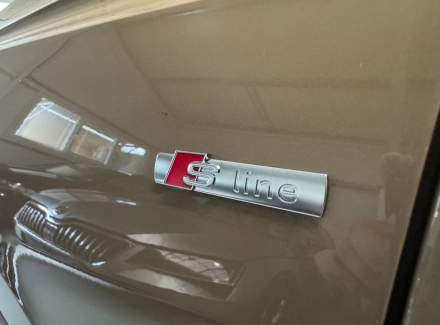 Audi - Q8