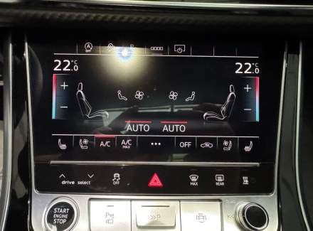 Audi - Q8