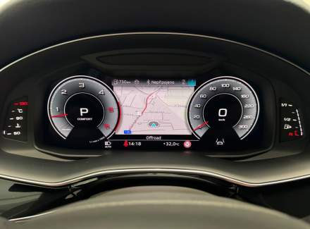 Audi - Q8