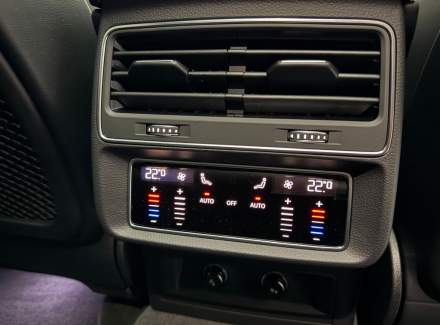Audi - Q8