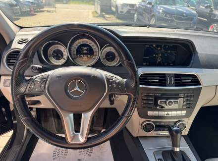 Mercedes-Benz - C-class