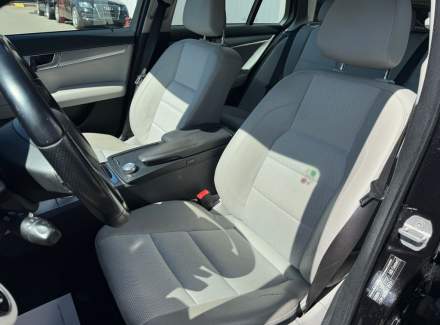 Mercedes-Benz - C-class