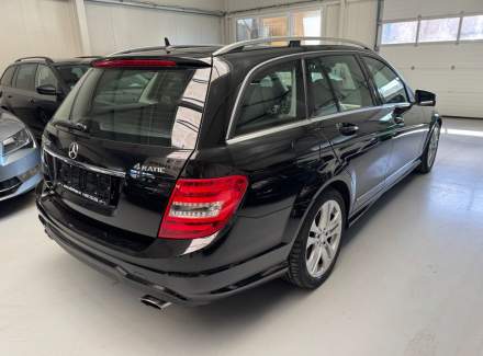 Mercedes-Benz - C-class