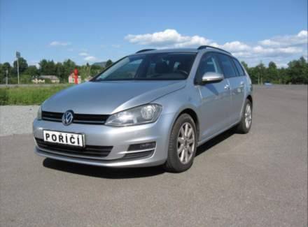 Volkswagen - Golf